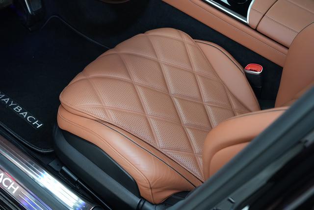 Mercedes-Benz S-Class 2023 thumb 9