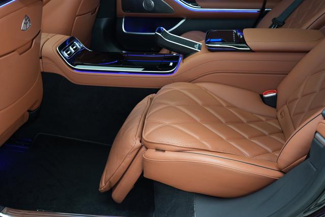 Mercedes-Benz S-Class 2023 thumb 11