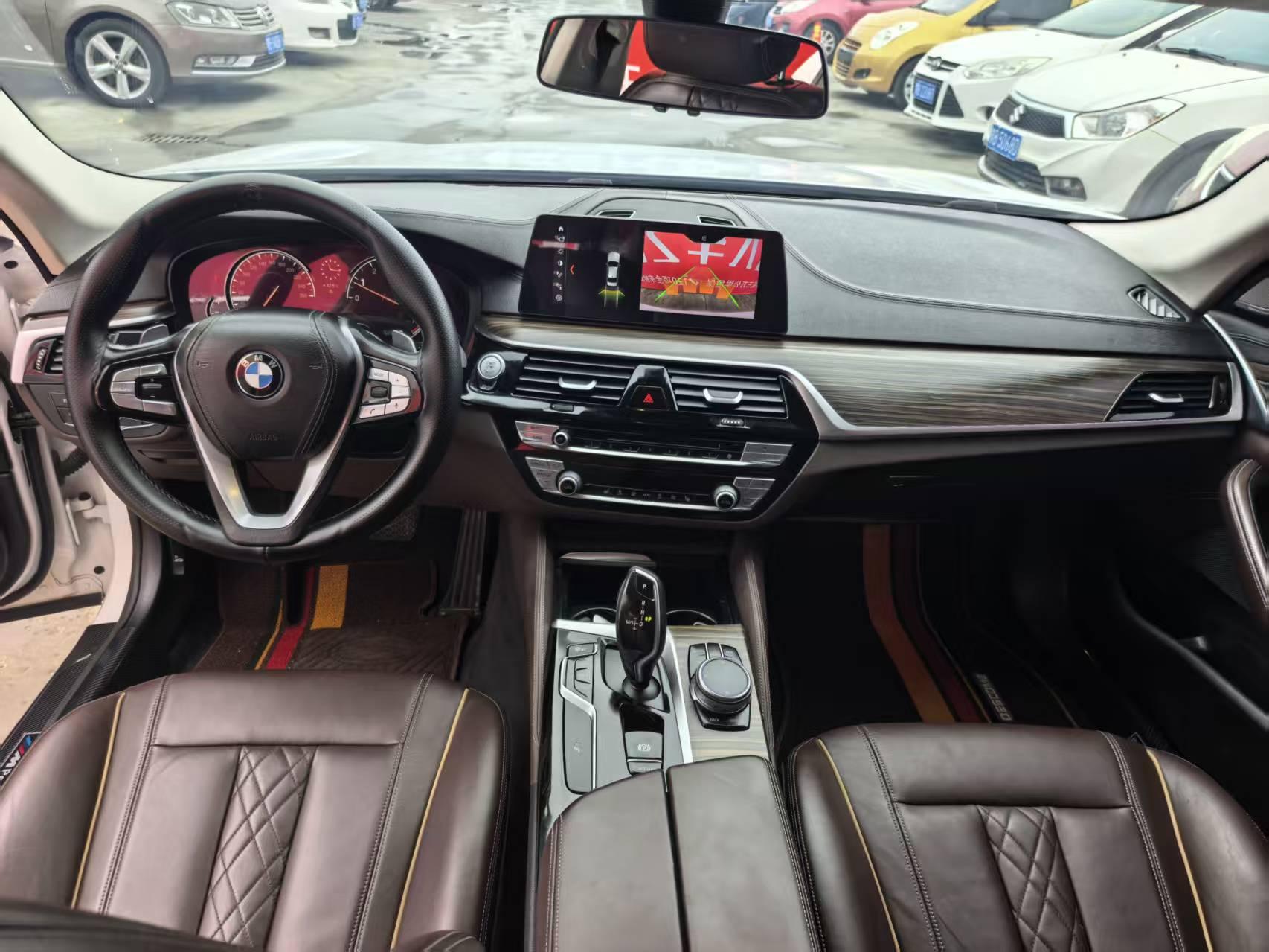 BMW 5 серии 2018 thumb 5