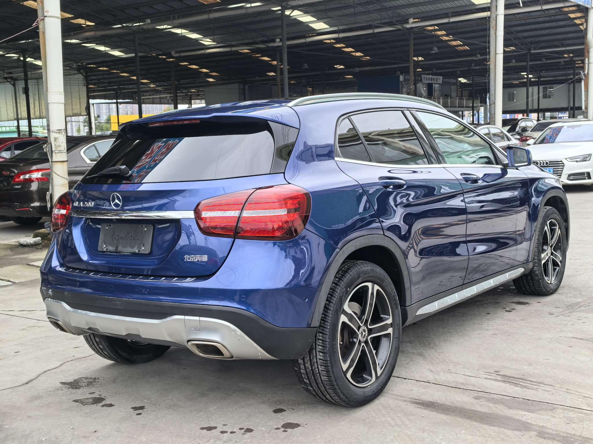 Mercedes-Benz GLA 2019 thumb 3