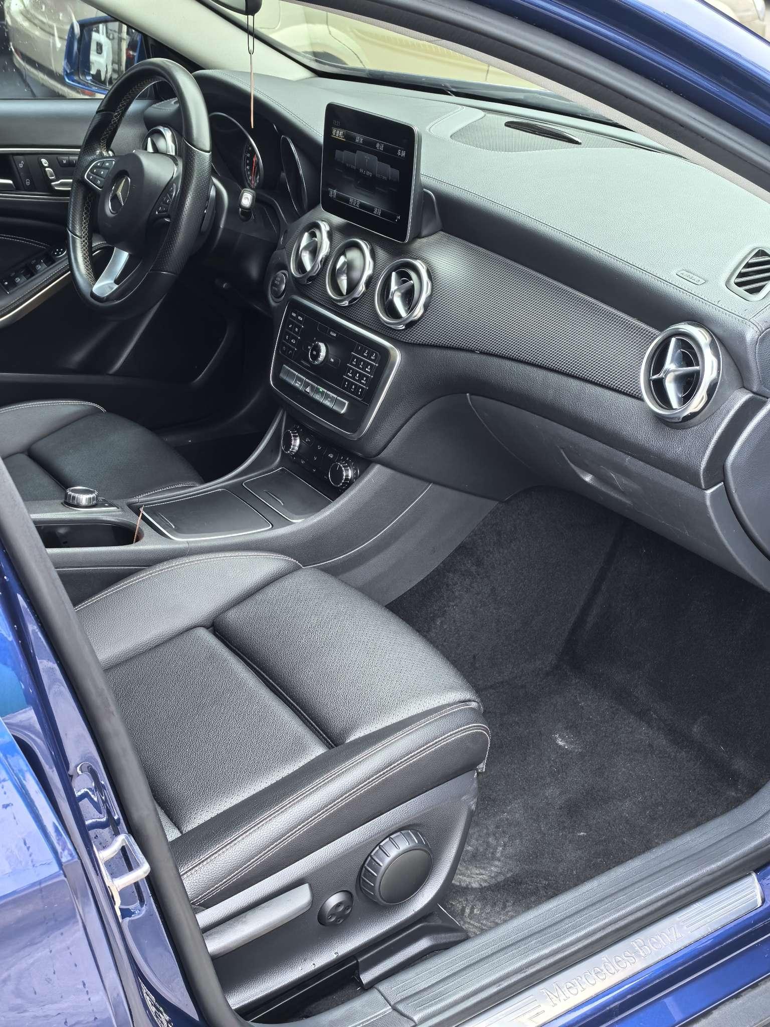 Mercedes-Benz GLA 2019 thumb 6