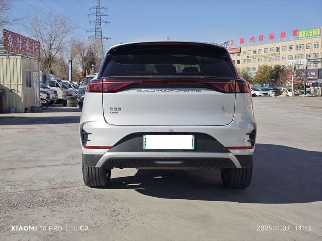BYD Tang 2025 thumb 2
