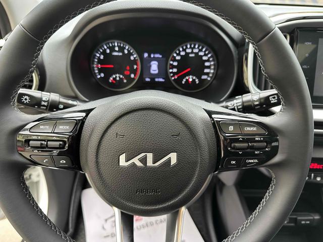 Kia Stonic 2021 thumb 9