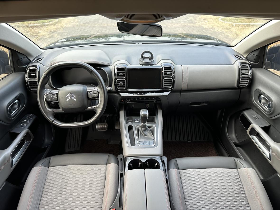 Citroen C5 Aircross 2018 thumb 10