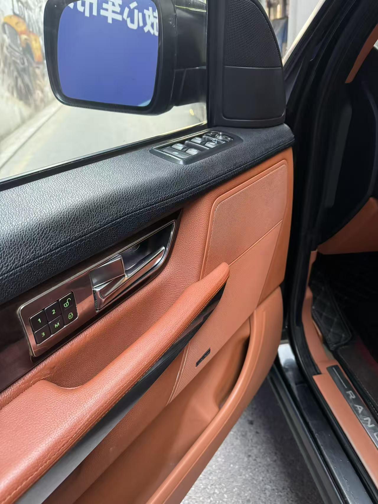 Land Rover Range Rover Sport 2011 thumb 8