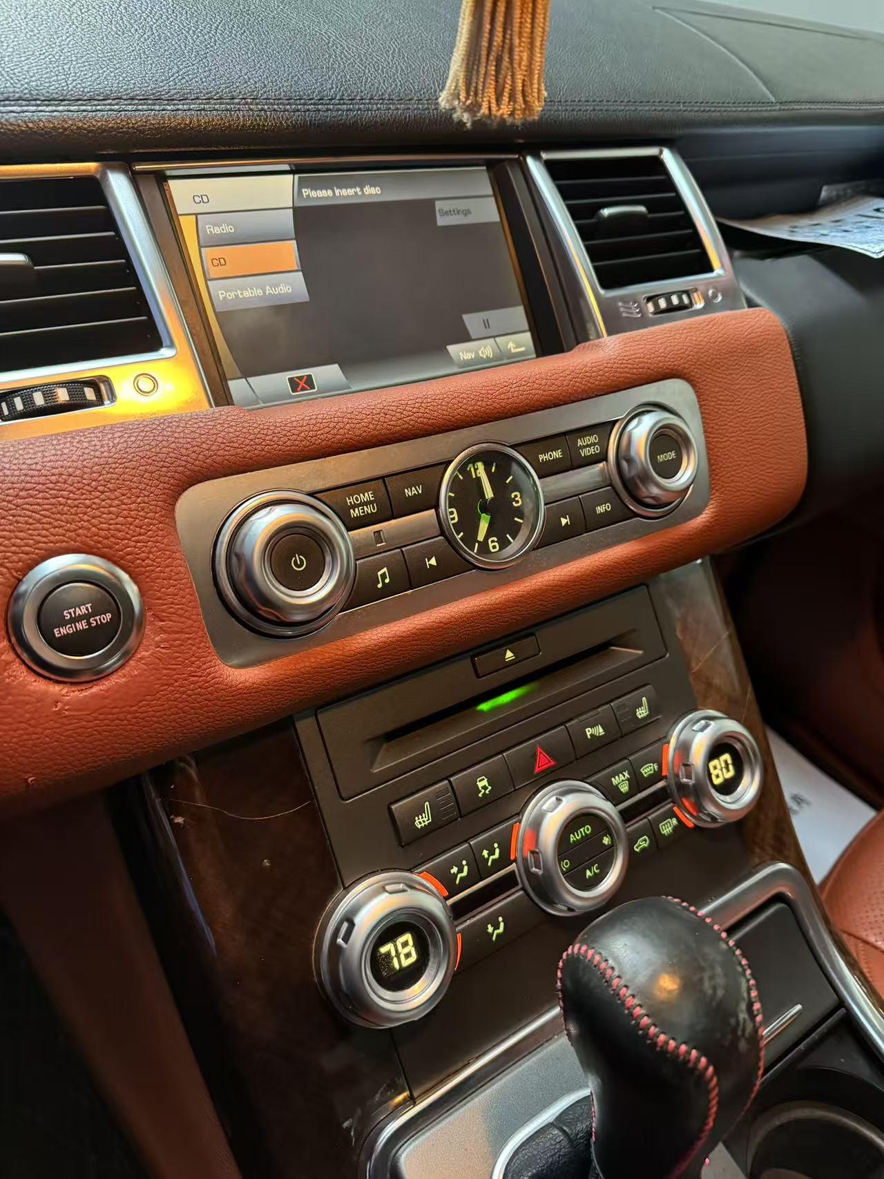 Land Rover Range Rover Sport 2011 thumb 10