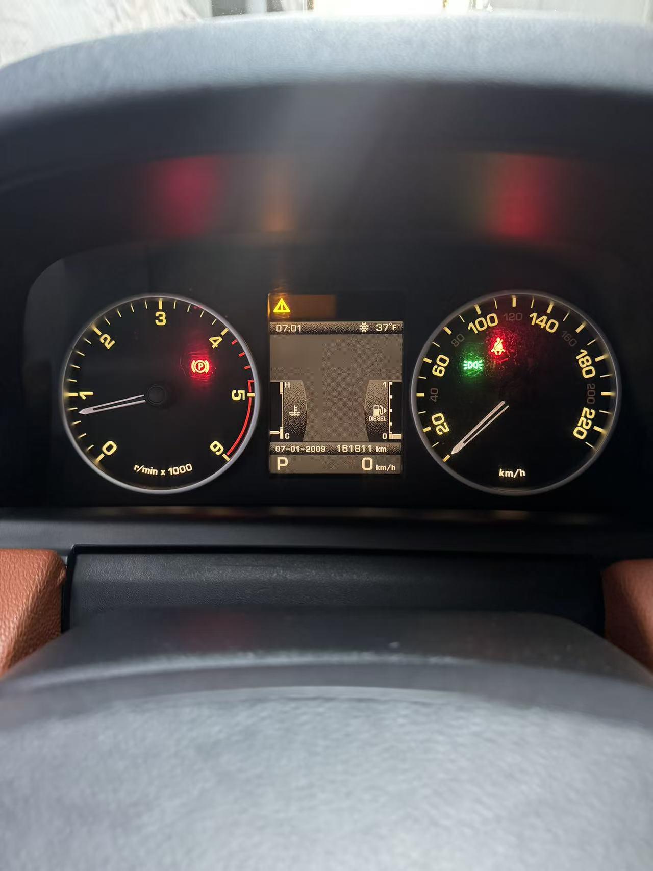 Land Rover Range Rover Sport 2011 thumb 11