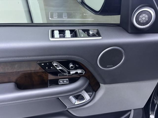 Land Rover Range Rover 2020 thumb 3