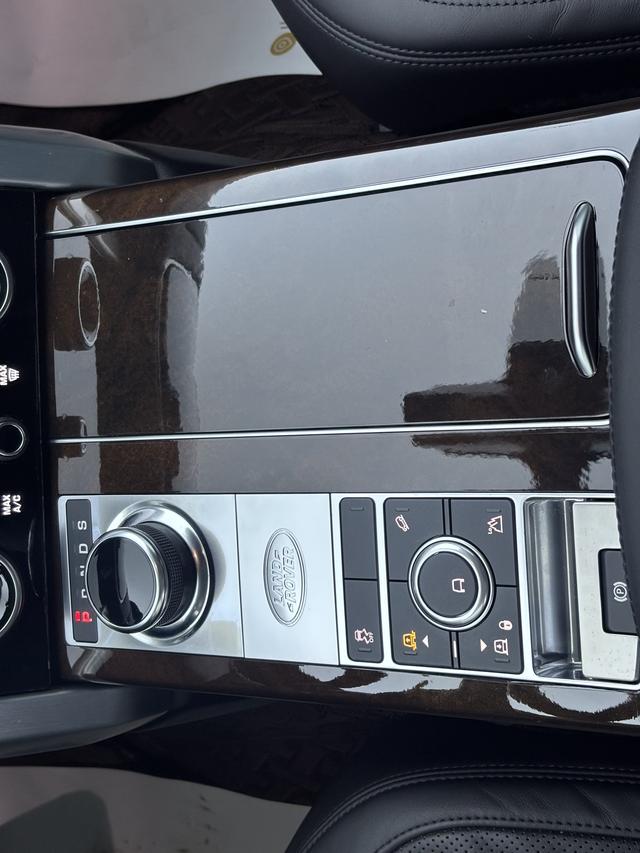 Land Rover Range Rover 2020 thumb 7