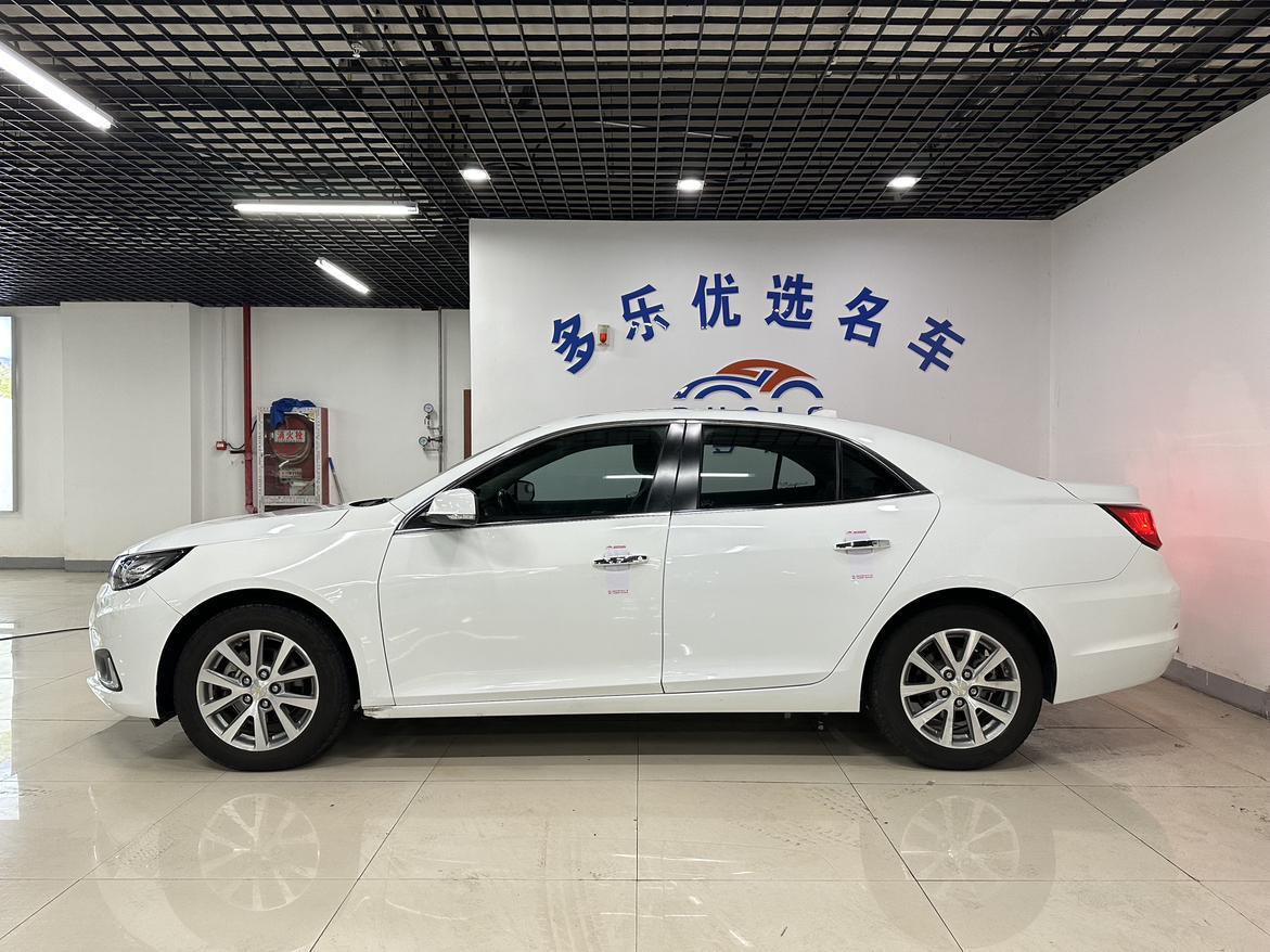 Chevrolet Malibu 2018 thumb 2