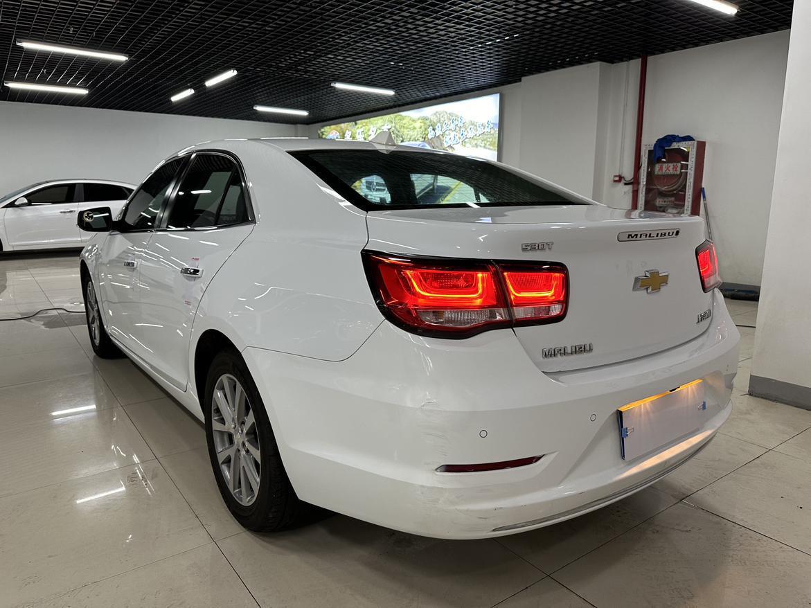 Chevrolet Malibu 2018 thumb 3