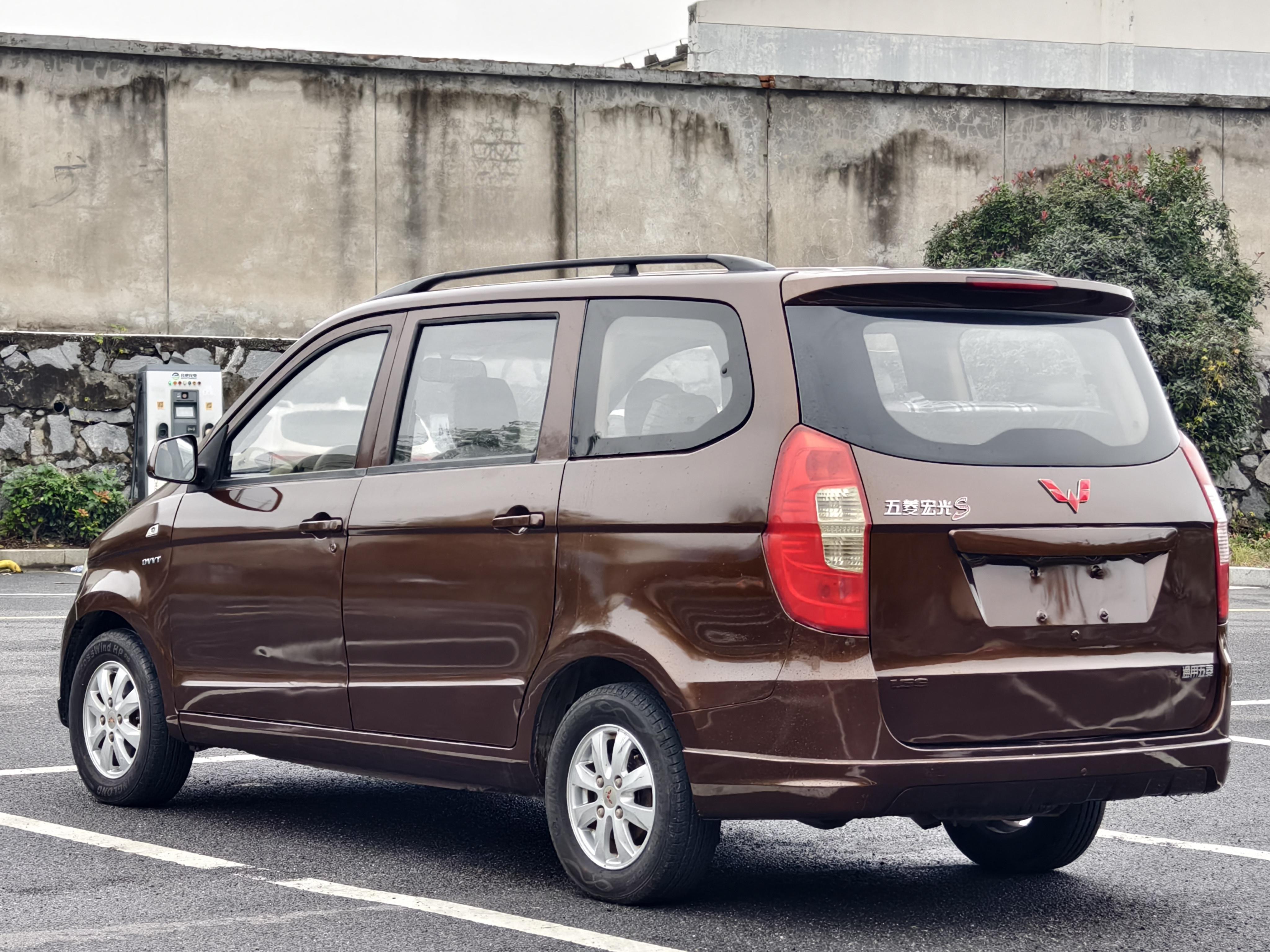 Wuling Hong Guang 2017 thumb 3