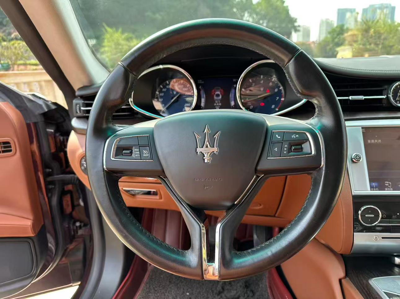 Maserati Ghibli 2016 thumb 5