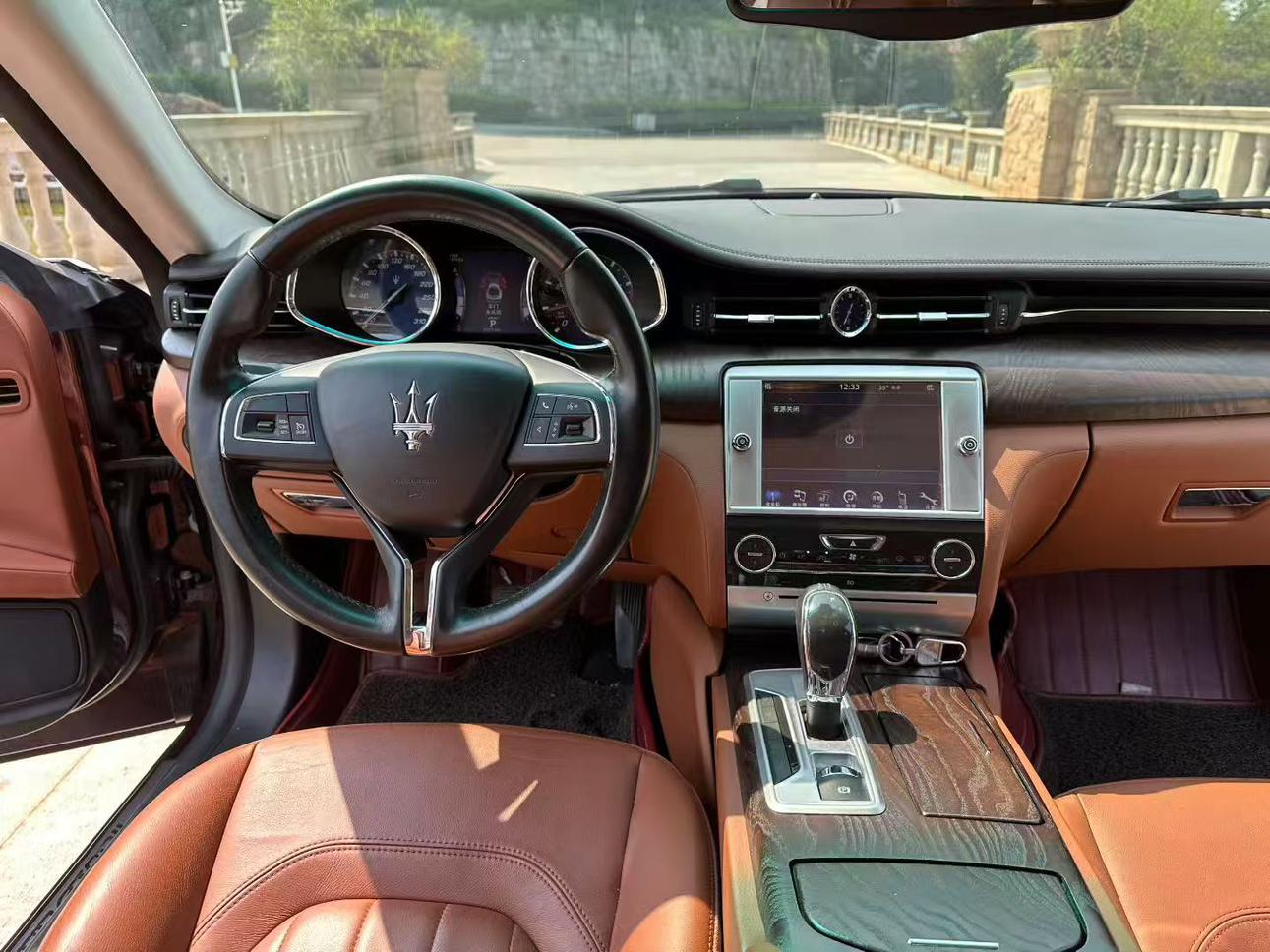 Maserati Ghibli 2016 thumb 6