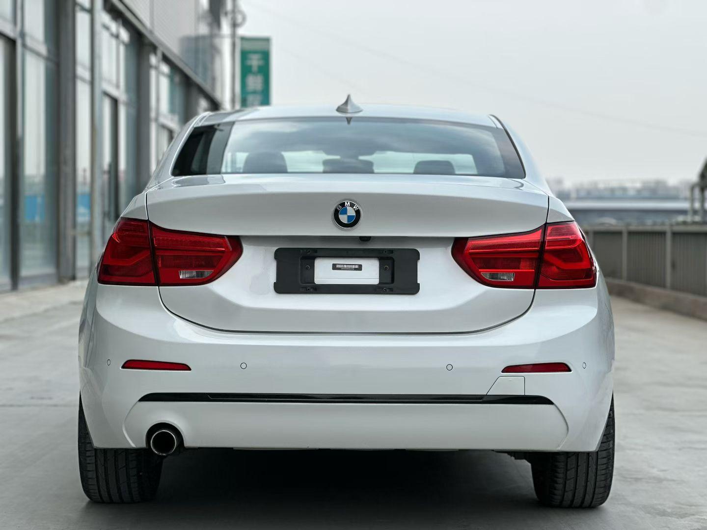 BMW 1 серии 2019 thumb 3
