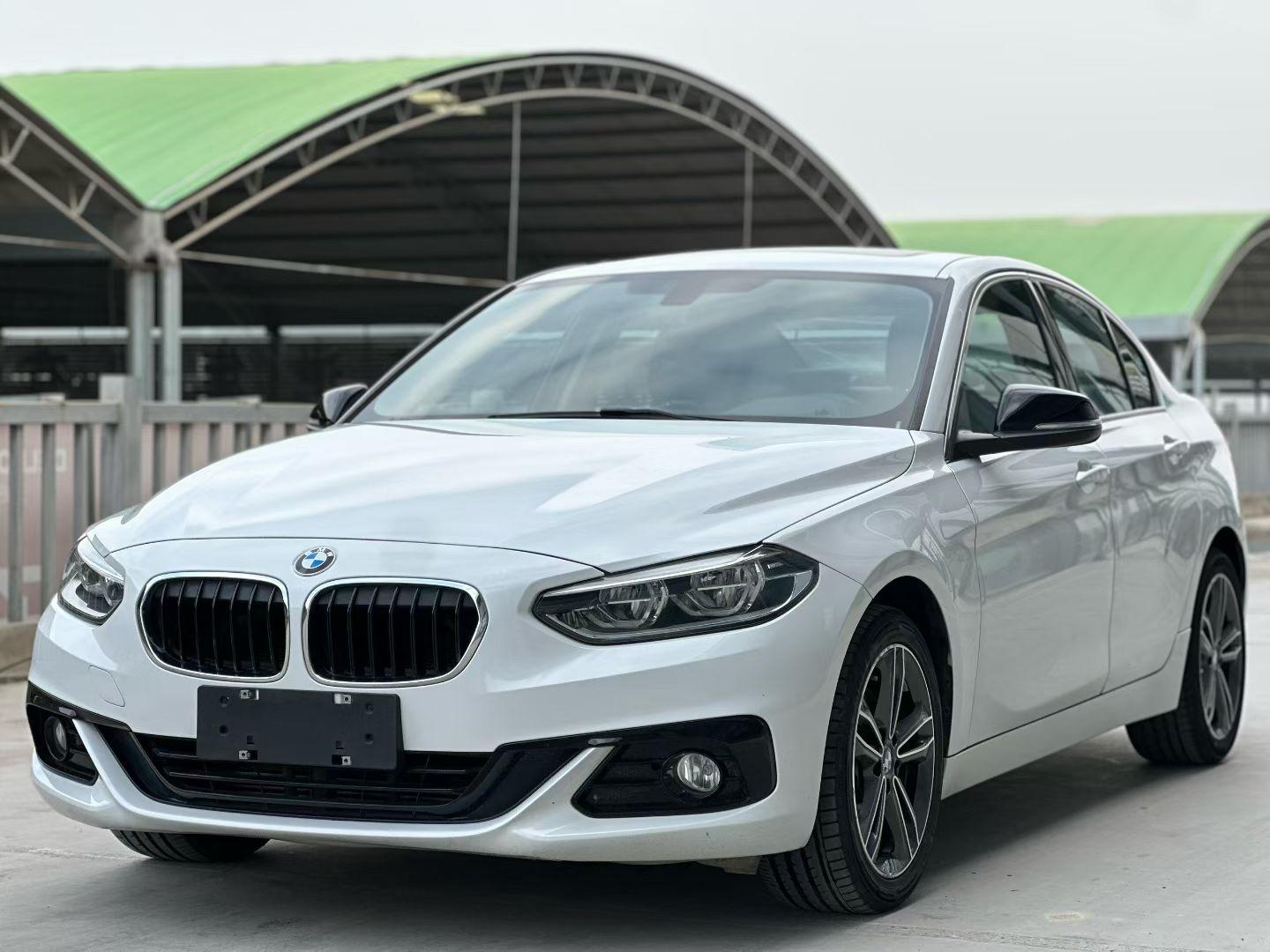 BMW 1 серии 2019 thumb 8