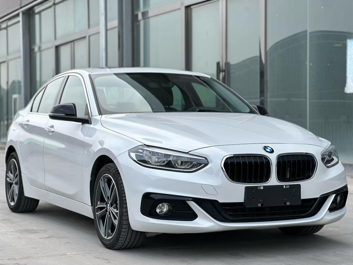 BMW 1 серии 2019 thumb 10