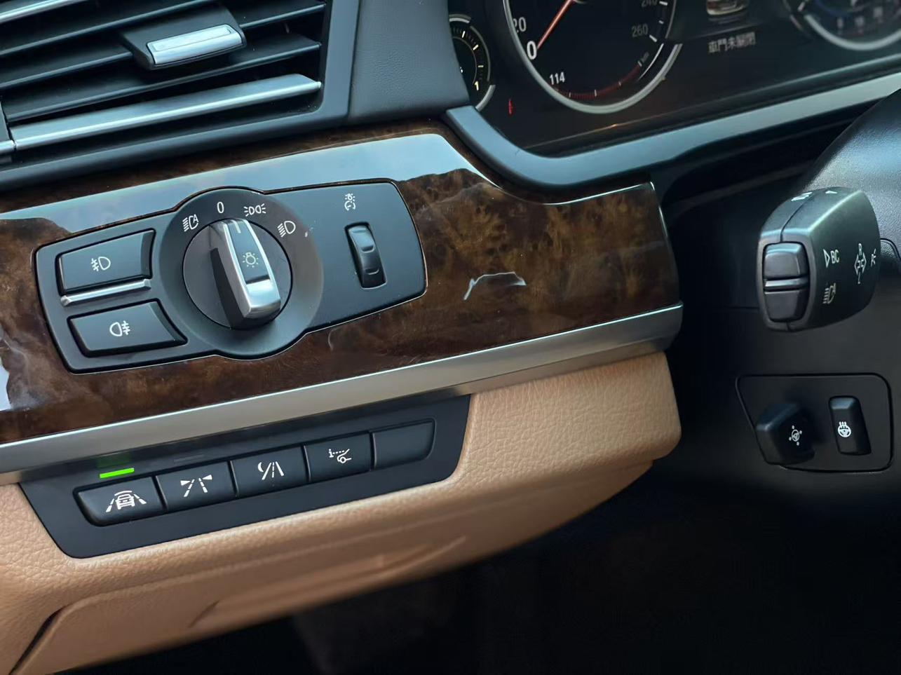 BMW 7 серии 2016 thumb 8