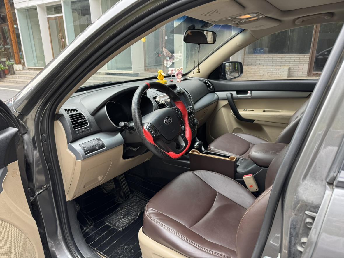 Kia Sorento 2014 thumb 6
