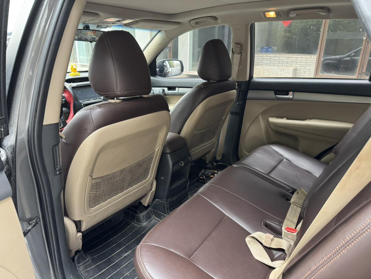 Kia Sorento 2014 thumb 7