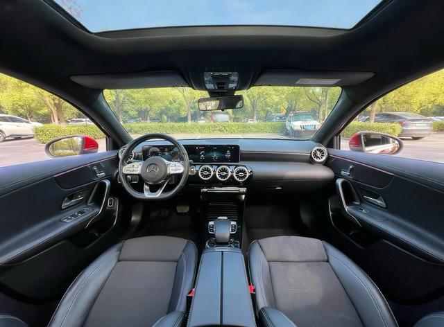 Mercedes-Benz A-Class 2020 thumb 10