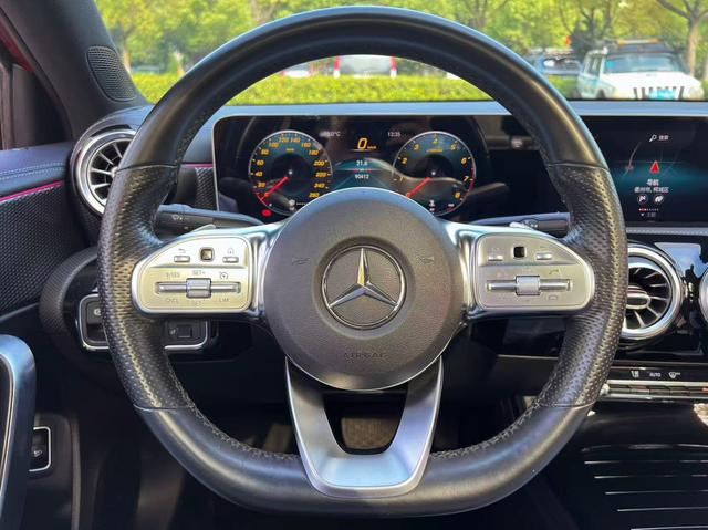 Mercedes-Benz A-Class 2020 thumb 11