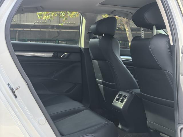 Honda Accord 2021 thumb 4