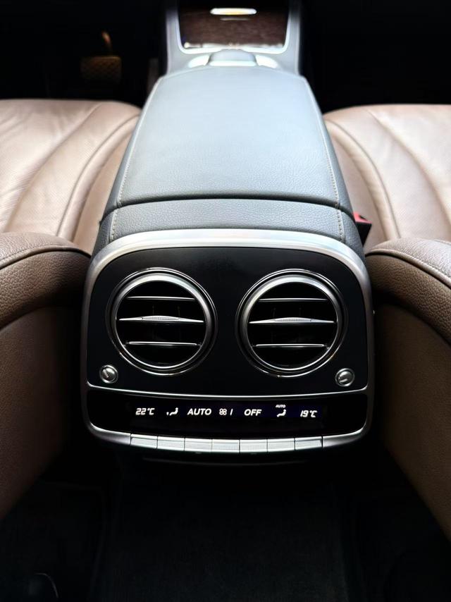 Mercedes-Benz S-Class 2019 thumb 9