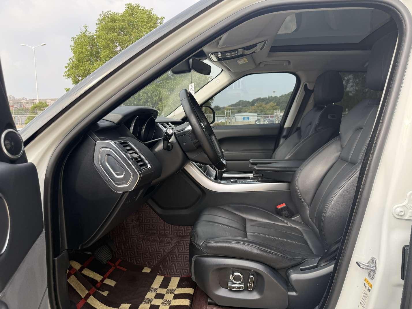 Land Rover Range Rover Sport 2018 thumb 10