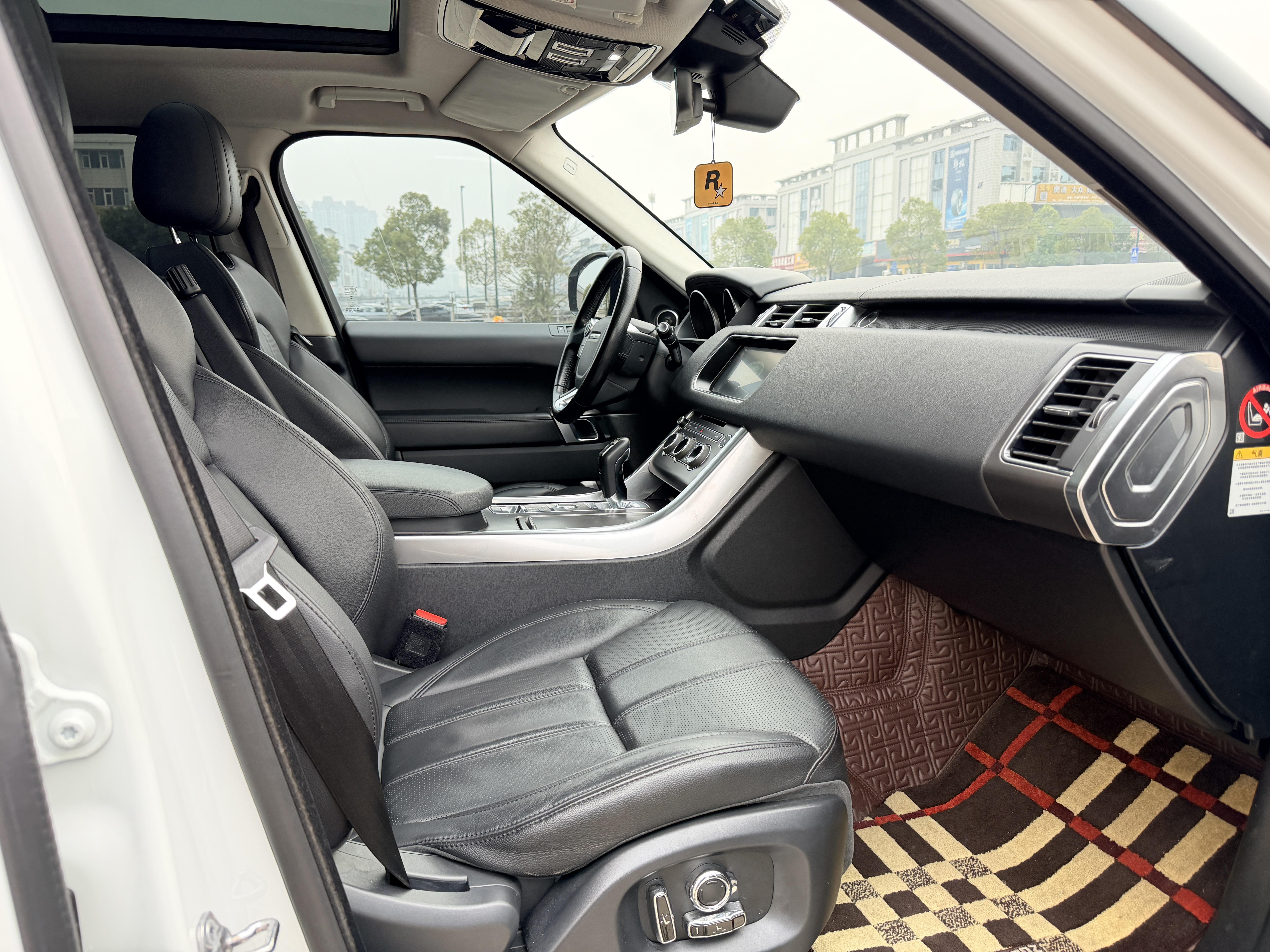 Land Rover Range Rover Sport 2018 thumb 11