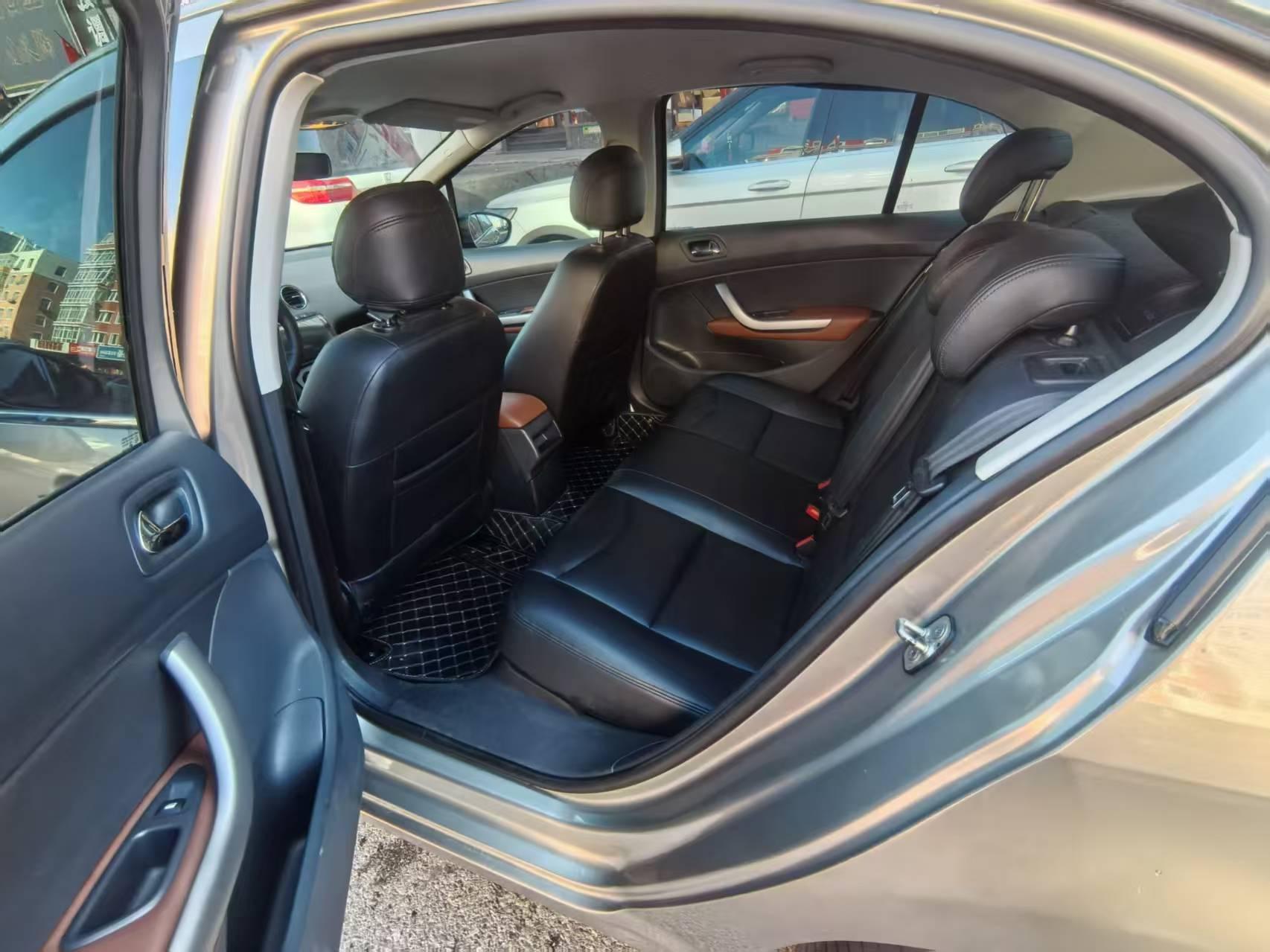 Peugeot 408 2012 thumb 7
