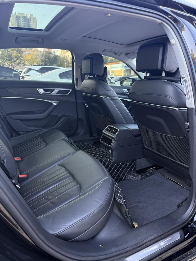 Audi A6 2023 thumb 3