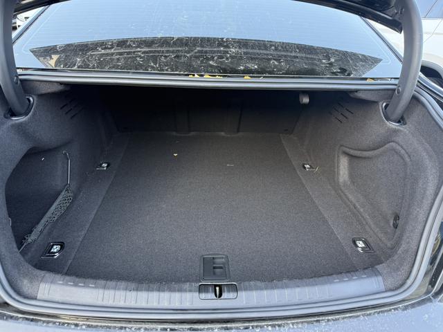 Audi A6 2023 thumb 5