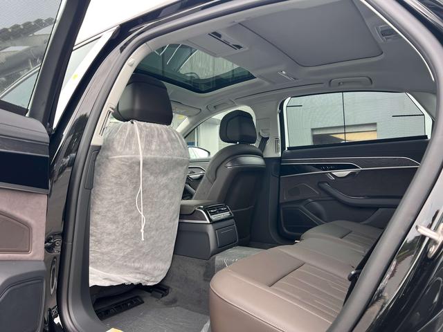 Audi A8 2025 thumb 6