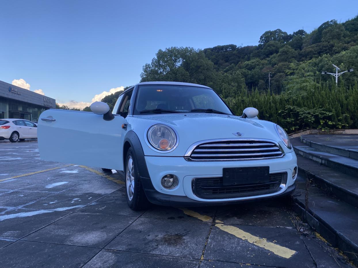 Mini Hatch 2011 thumb 7