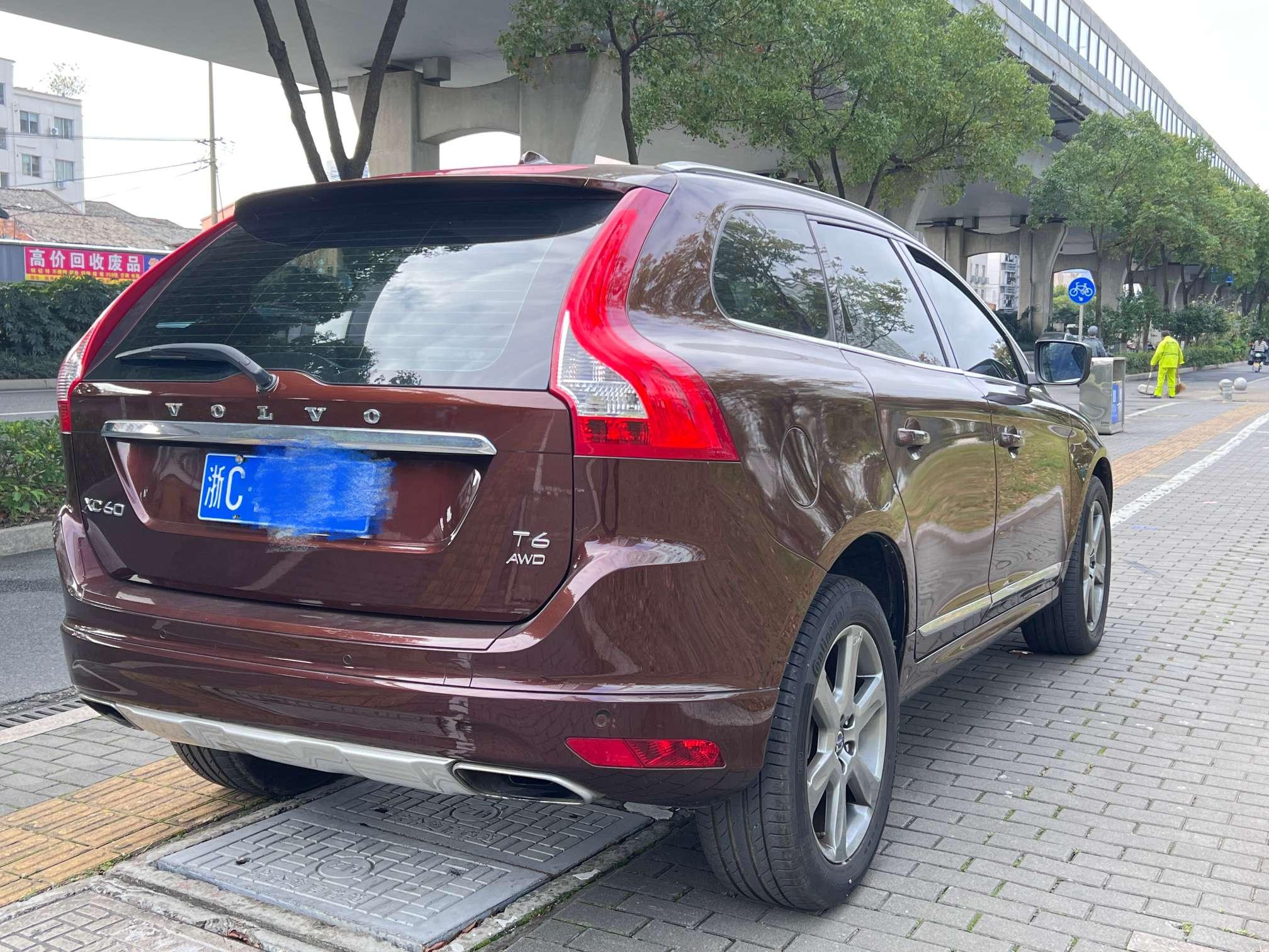 Volvo XC60 2014 thumb 5