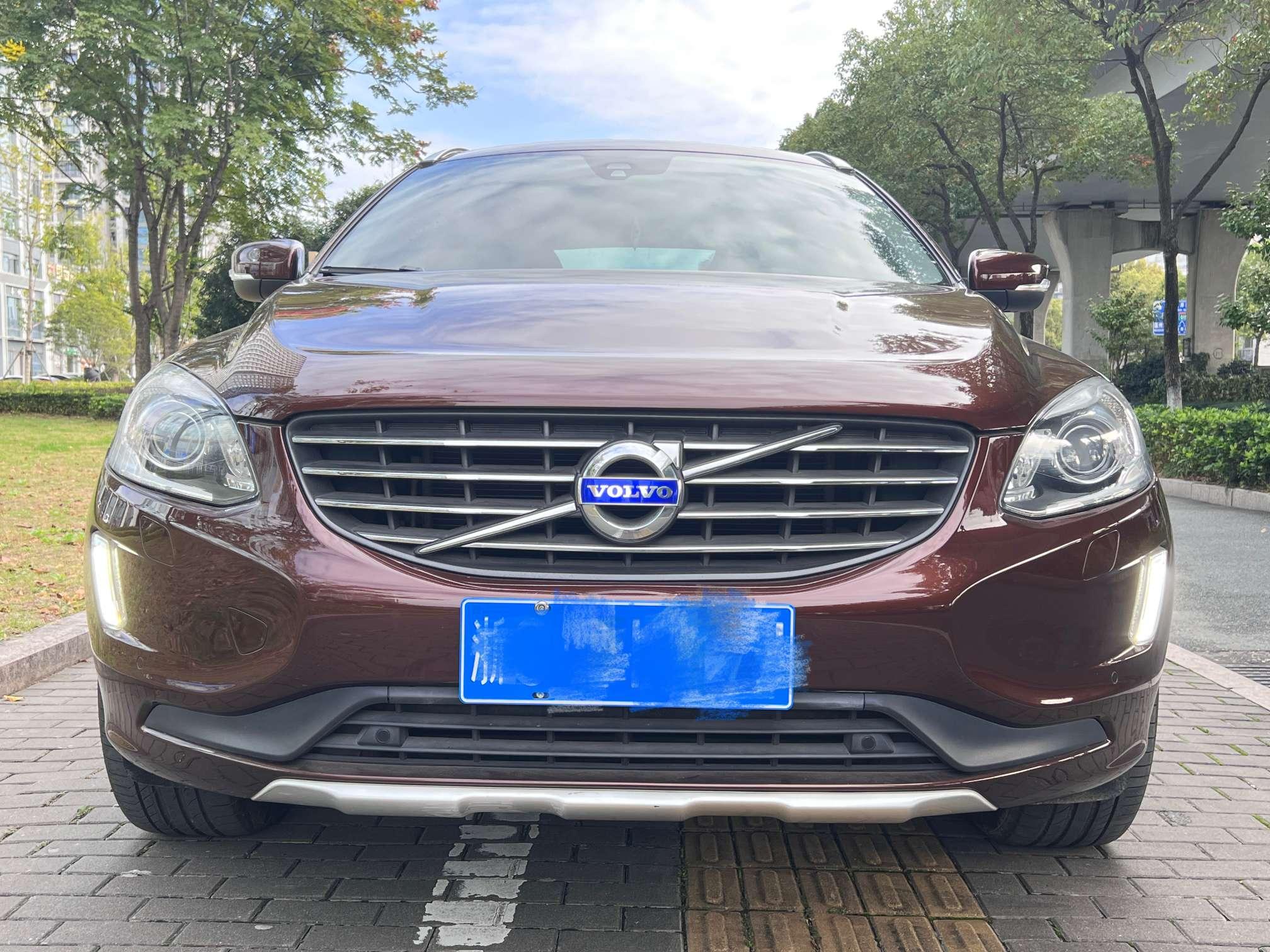 Volvo XC60 2014 thumb 12