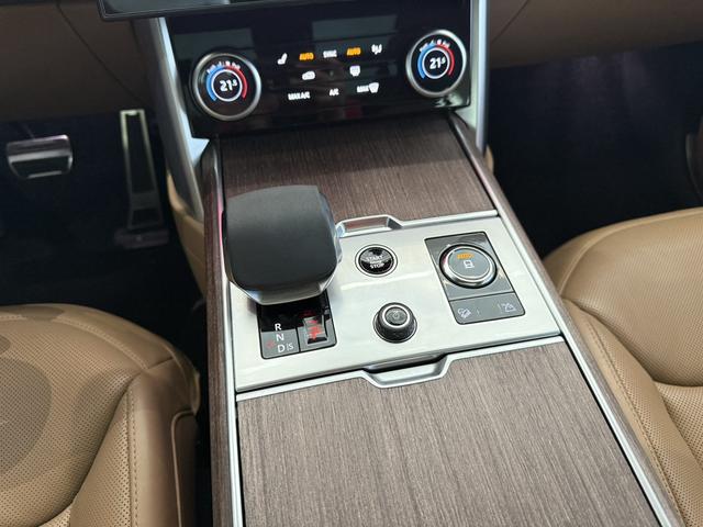 Land Rover Range Rover 2023 thumb 10