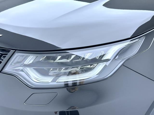 Land Rover Discovery 2018 thumb 10