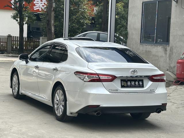 Toyota Camry 2023 thumb 4