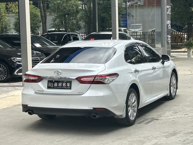 Toyota Camry 2023 thumb 6