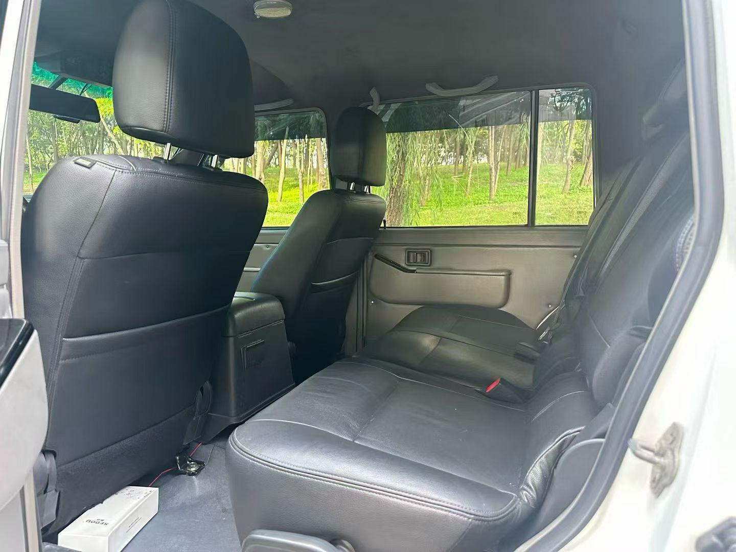 Nissan Patrol 2004 thumb 6