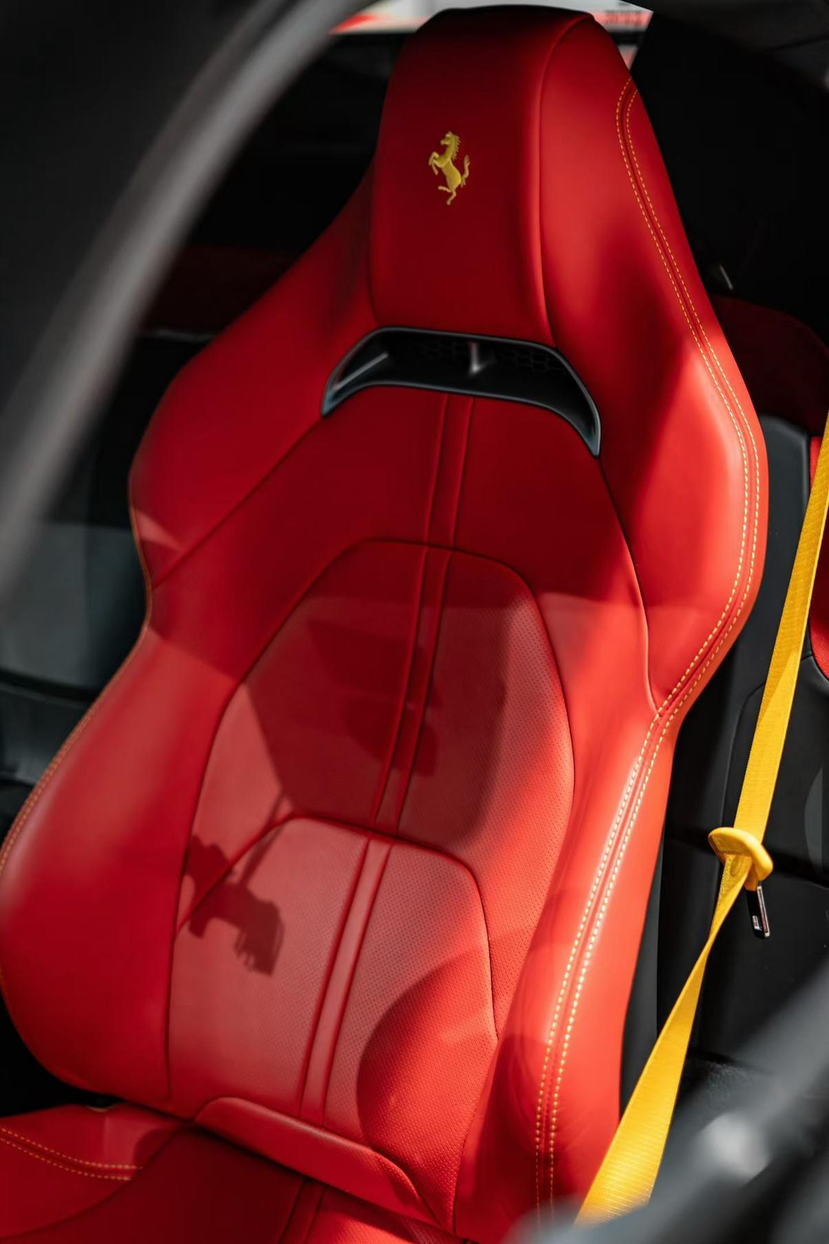 Ferrari SF90 2023 thumb 8
