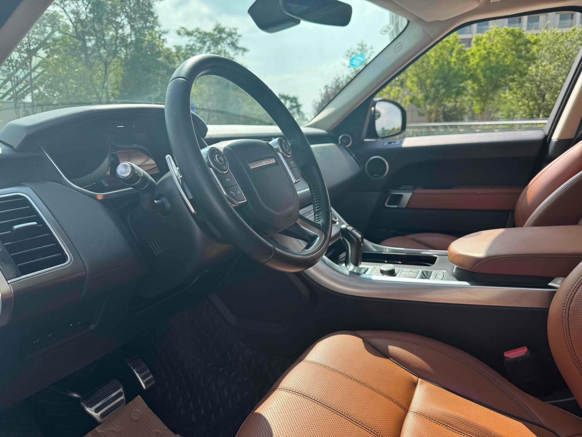 Land Rover Range Rover Sport 2017 thumb 9