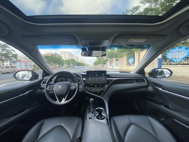 Toyota Camry 2021 thumb 6