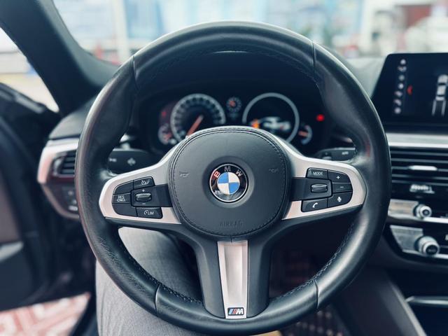 BMW 5 серии 2019 thumb 3