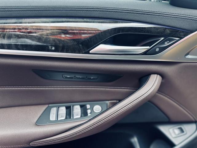 BMW 5 серии 2019 thumb 4