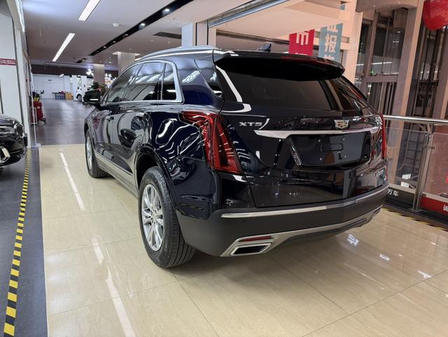 Cadillac XT5 2021 thumb 2