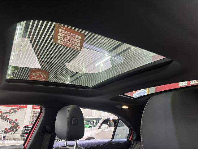 Mercedes-Benz A-Class 2019 thumb 11