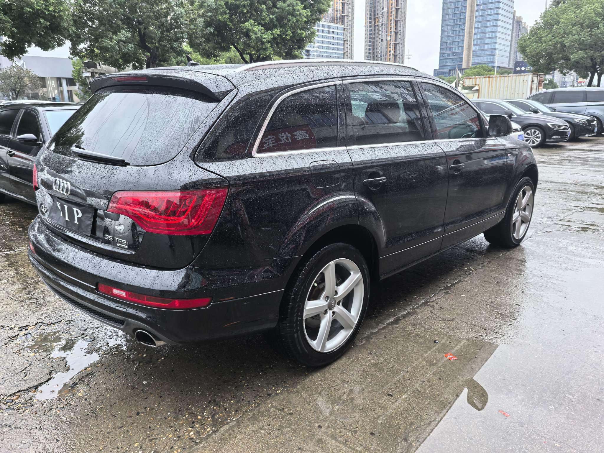 Audi Q7 2014 thumb 12